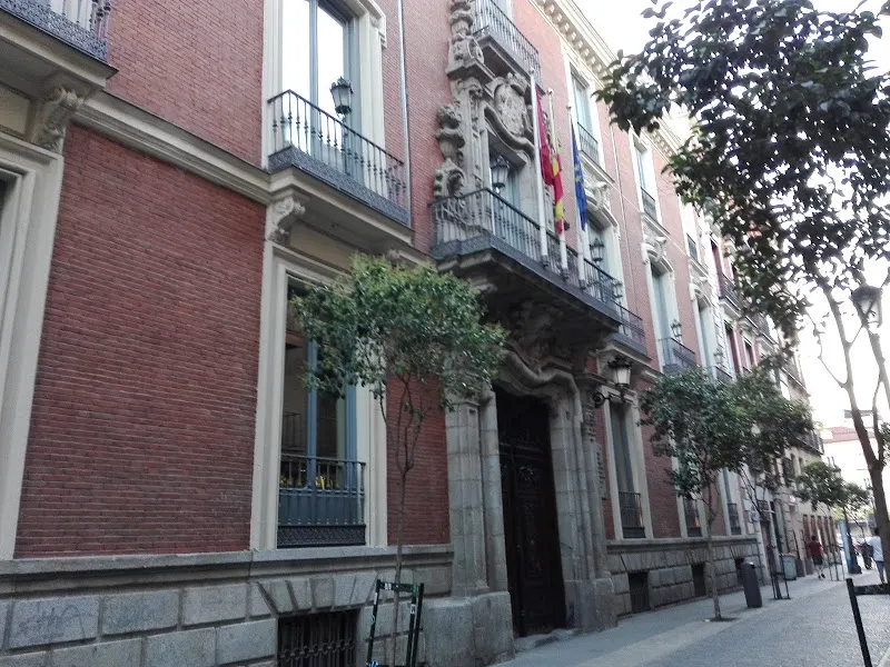 Asociación de Comerciantes del Barrio de Las Letras