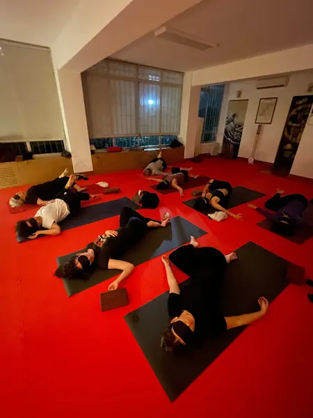 Ishtananda Yoga & Ayurveda