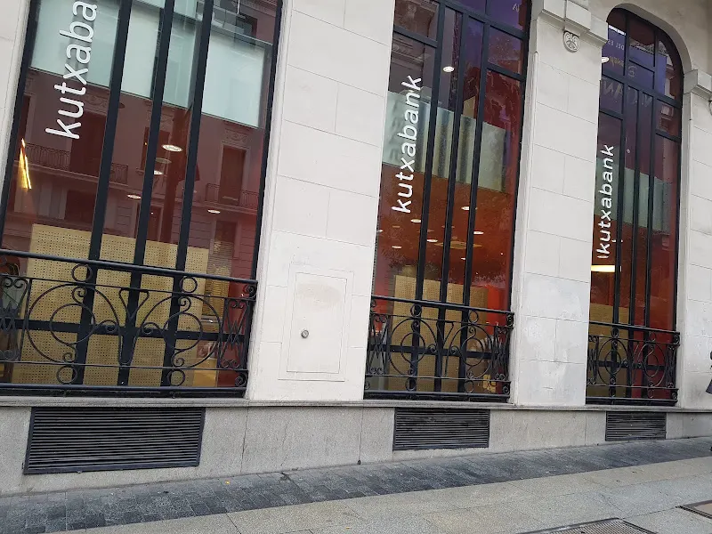 Kutxabank - Banco en Madrid - foto 2