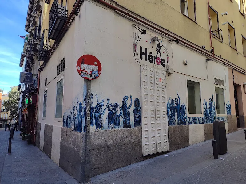 Héroe Bar de los 80
