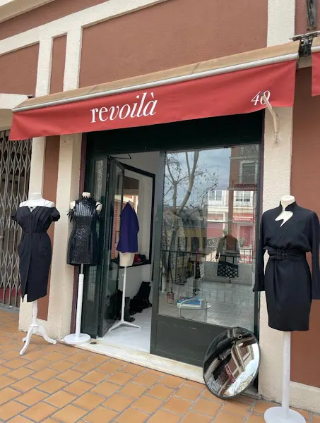 Revoilà - Tienda de ropa vintage en Madrid - foto 2