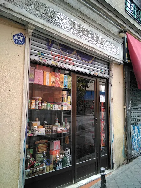 Bazar Tetuán - Tienda de cosméticos en Madrid - foto 2