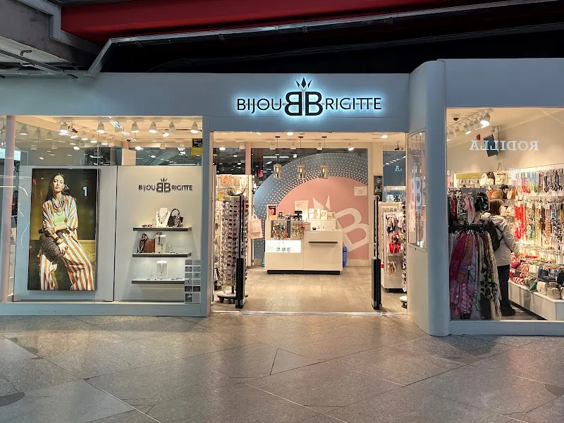 Bijou Brigitte - Tienda de bisutería en Madrid - foto 3