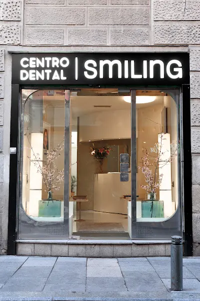 CENTRO DENTAL SMILING - Madrid