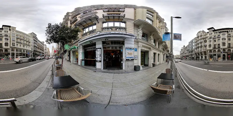 Mercado de la Reina 12