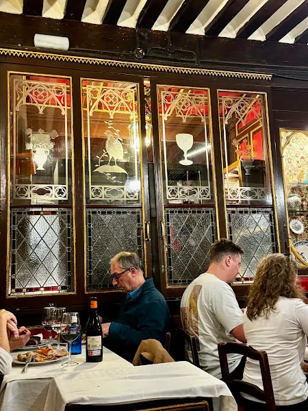 Placa Madrid agradecido a "Bodegas Ricla"
