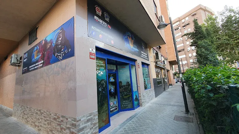 ATLANTIA DIVE CENTER - Centro de buceo en Leganés - foto 2