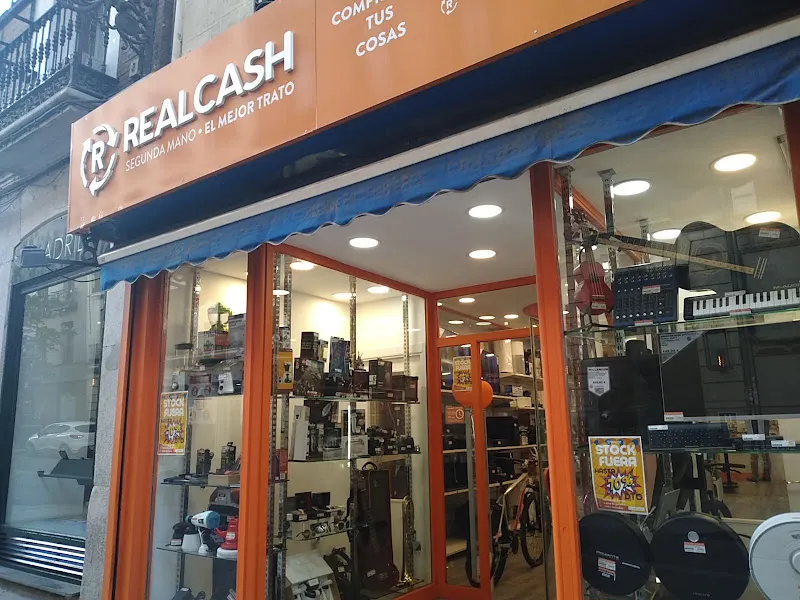 Tienda de segunda mano - Real Cash (Atocha) - Tienda de artículos de segunda mano en Madrid - foto 2