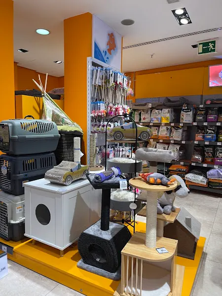 El Corte Inglés Edificio 4 (Mascotas)