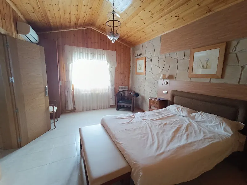 Camping El Canto la Gallina - Valdemaqueda