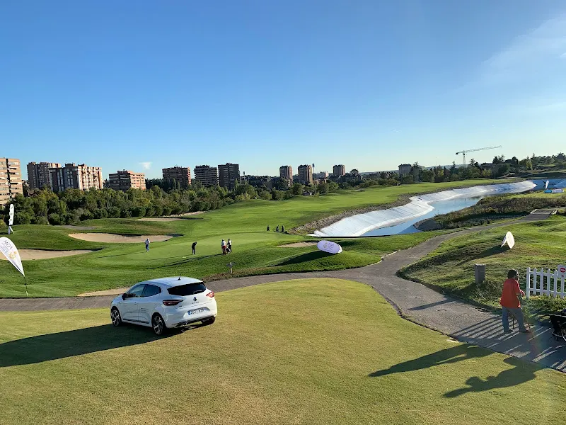 Real Federación Española (RFE) de Golf - Campo de golf en Madrid - foto 2