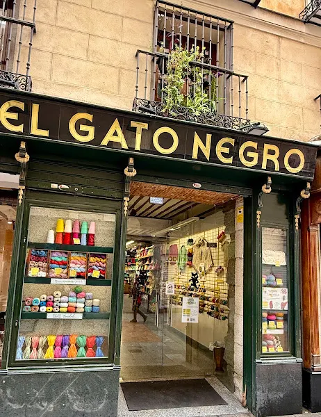 Lanas El Gato Negro - Tienda de lana en Madrid - foto 3