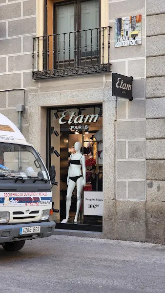 Etam - Tienda de lencería en Madrid - foto 3