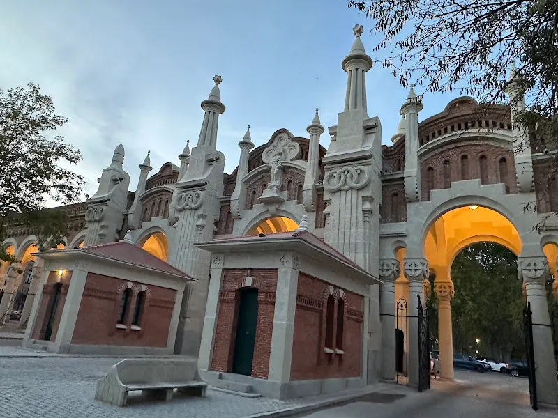 Cementerio de la Almudena (SFM) - Entrada Principal