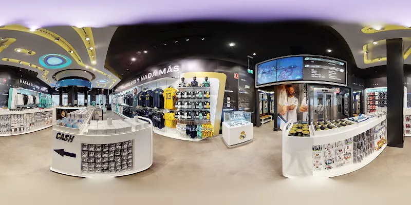 Real Madrid Official Stores - Tienda de ropa de deportes en Madrid - foto 2