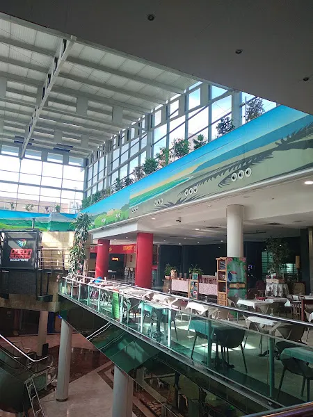 Centro comercial Alcalá Norte - Centro comercial en Madrid - foto 2