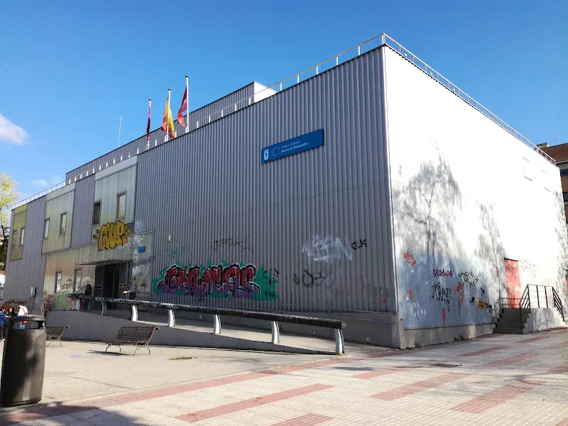 Centro Cultural José Luis Sampedro - Centro cultural en Madrid - foto 2