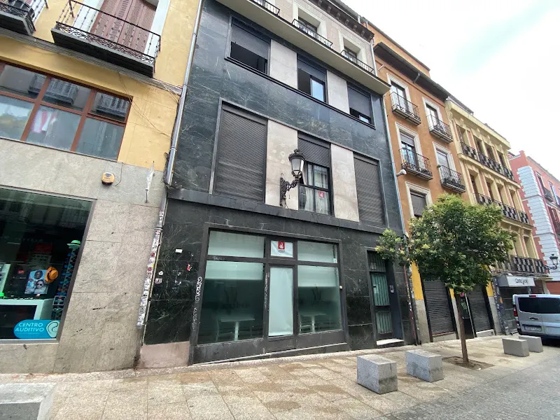 Asociación Lumbre Centro de Formación y Atención Socioeducativa - Centro asistencial de día en Madrid - foto 2