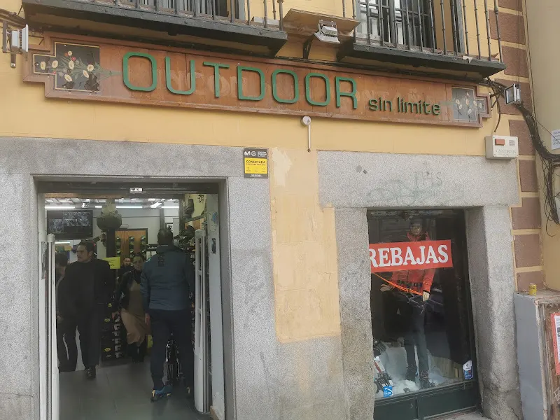 Outdoor Sin Límite - Tienda de deportes al aire libre en Madrid - foto 2