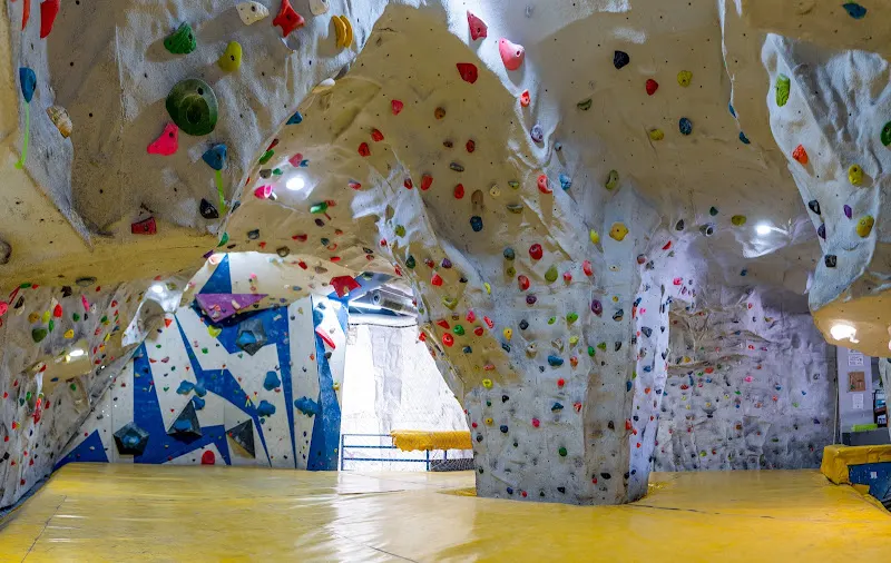 Rocódromo Espacio Acción - Gimnasio con rocódromo en Madrid - foto 2