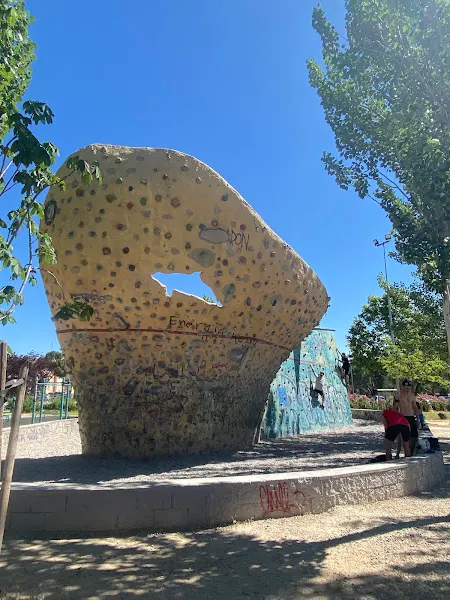 Rocódromo de Manoteras - Escalada en Madrid - foto 2