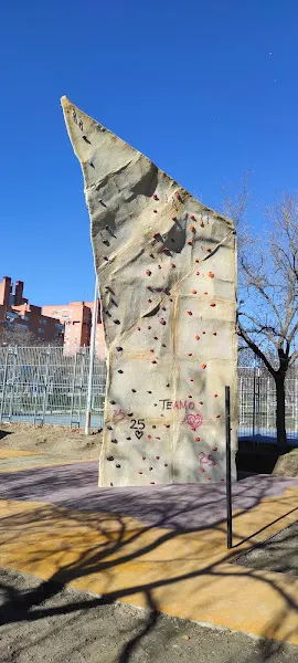 Rocódromo Parque Lineal Palomeras - Escalada en Madrid - foto 2