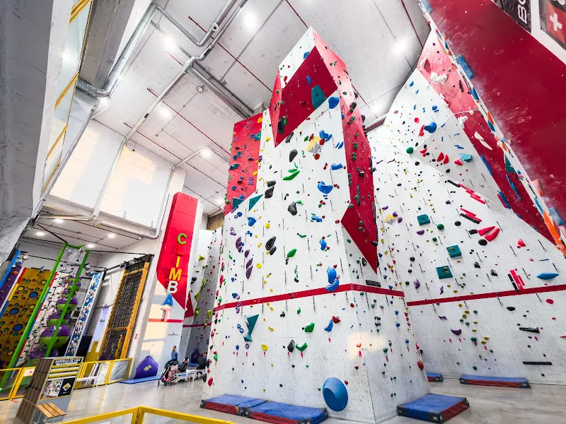 Climbat - Escalada en Alcorcón - foto 2