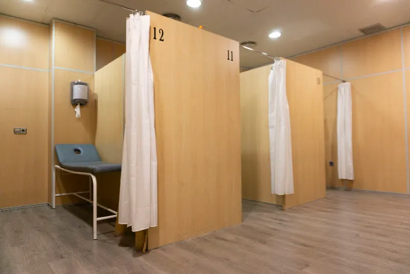 Centro de Rehabilitación y Fisioterapia ACACIAS .Médico Rehabilitador , Podología, Psicología,INDIBA,ASISA,UNESPA,MAPFRE,DKV - Fisioterapeuta en Madrid - foto 2