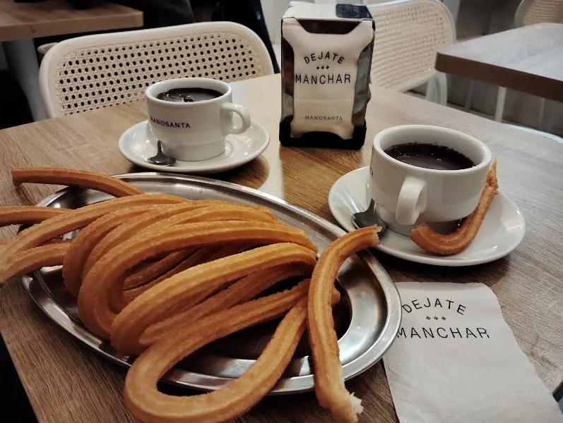 Churrería y Patatería Manosanta