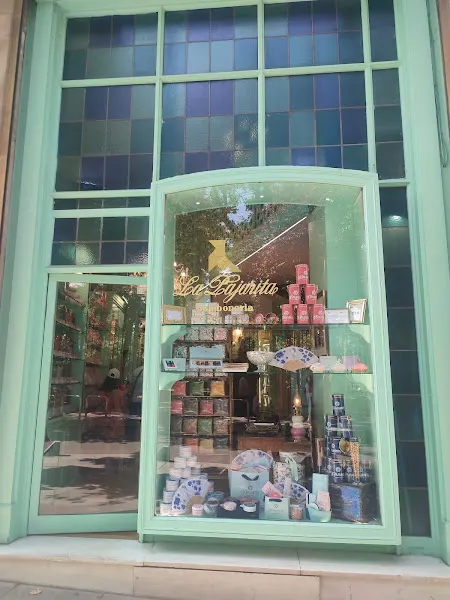 Bombonería La Pajarita