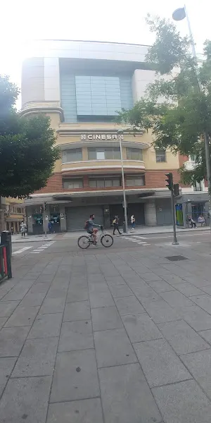 CINESA PROYECCIONES - Cine en Madrid - foto 2