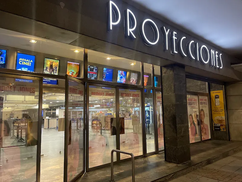 CINESA PROYECCIONES - Cine en Madrid - foto 3