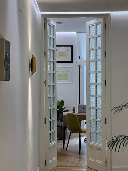 🥇Clínica Rinoplastia en Madrid | Dr. Gustavo Sordo