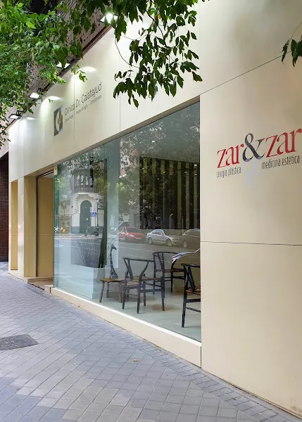Zar Zar - Cirujano plástico en Madrid - foto 2