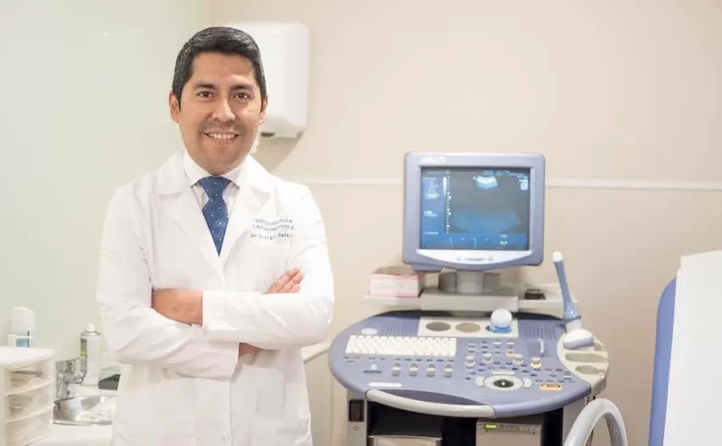 Dr. Gustavo Salazar – Ginecólogo Experto en Endometriosis Severa y Miomas Uterinos - Madrid