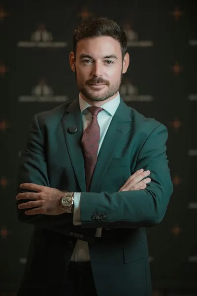 Doctor Jordi Riba - Cirujano plástico en Madrid - foto 2