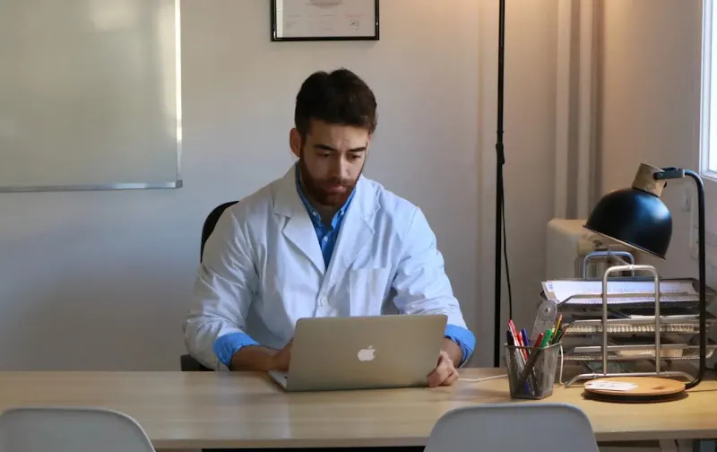 Clínica de Fisioterapia y Osteopatía Enric Gallofre, Goya, Madrid - Madrid