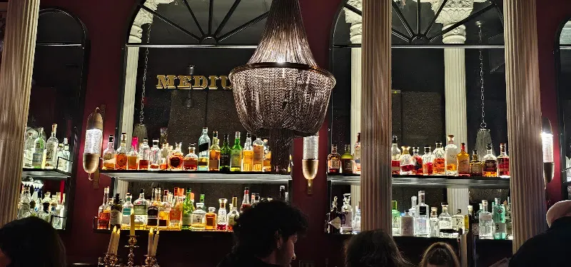 Médium Club