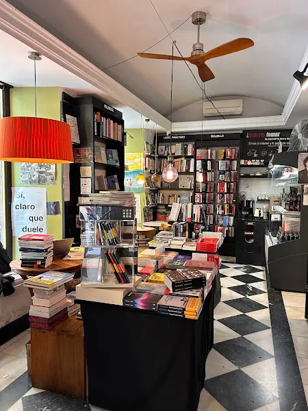 La Buena Vida - Café del Libro - Librería en Madrid - foto 2