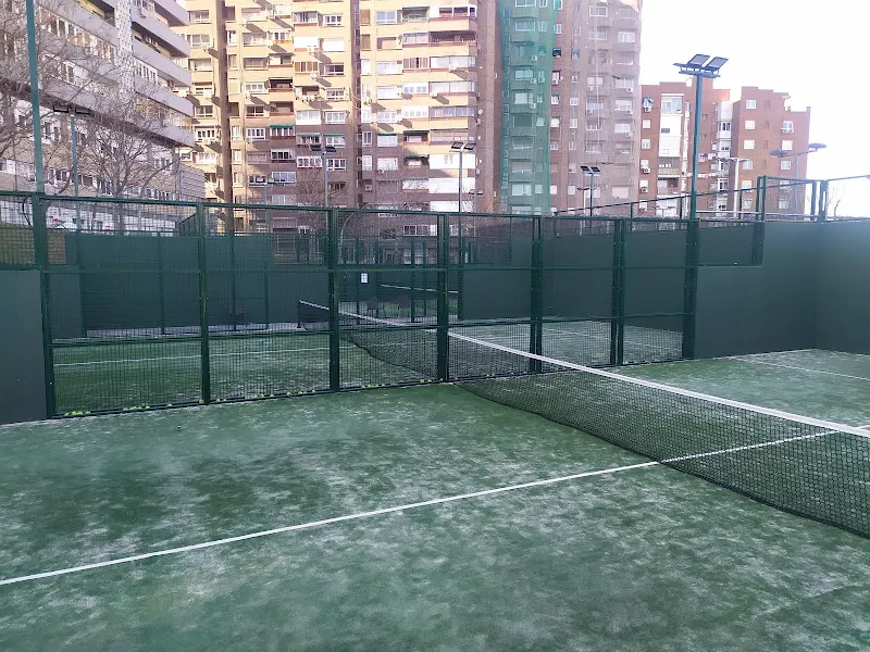 Pistas de pádel Marqués de Monistrol - Río San Pol - Madrid