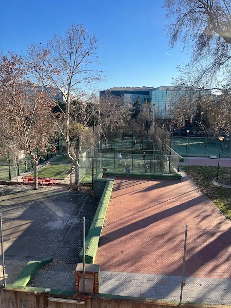 Pistas Padel Canal Isabel II