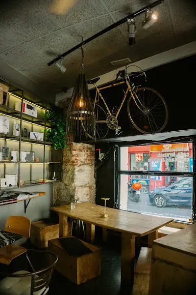 La Bicicleta Café