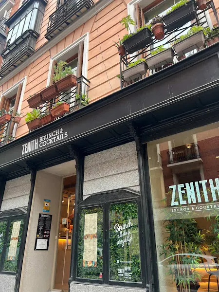 Zenith Brunch & Cocktails