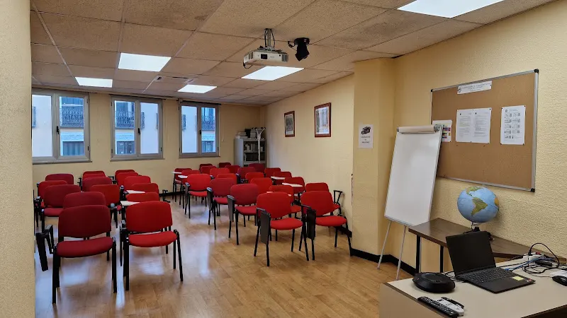 Colegio Oficial de Doctores y Licenciados en Filosofia y Letras y en Ciencias de la Comunidad de Madrid - Asociación u organización en Madrid - foto 2