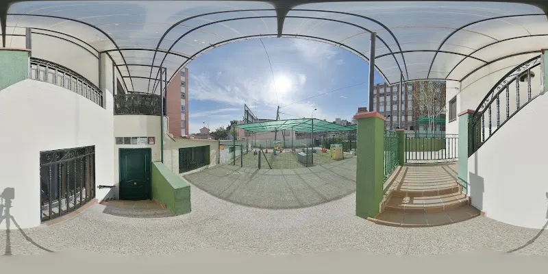 Escuela Infantil Bilingüe LAS ACACIAS - Centro de educación preescolar en Madrid - foto 2