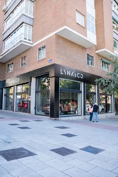 Grupo Auto Elia | Concesionario Oficial Lynk&CO Madrid Rios Rosas