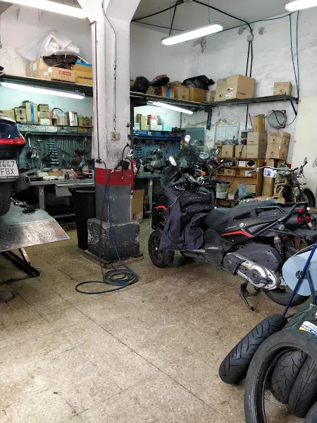 Centromotor - Taller de reparación de motos en Madrid - foto 2