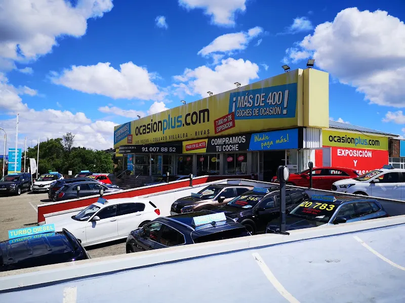 OcasionPlus Las Rozas Concesionario de coches de segunda mano - Tienda de vehículos de segunda mano y de ocasión en Majadahonda - foto 2