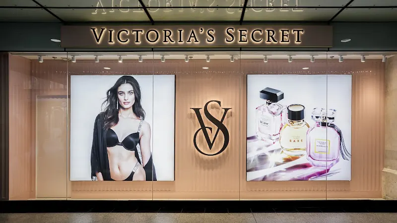 Victoria's Secret - Tienda de lencería en Madrid - foto 2