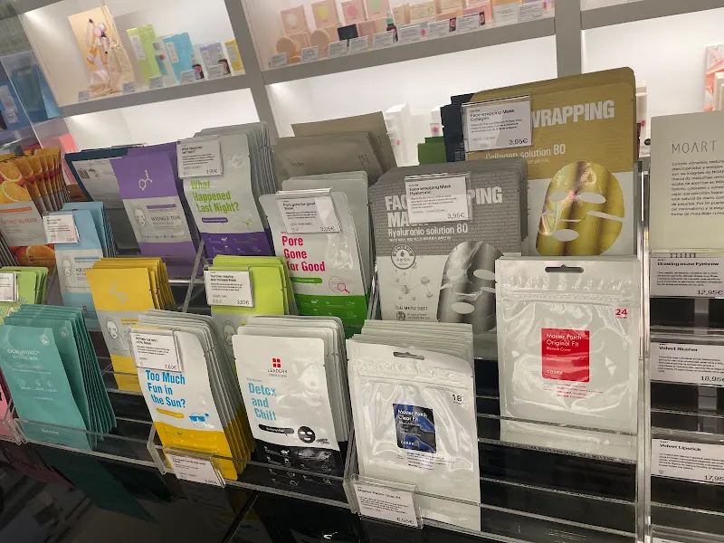MiiN Korean Cosmetics - Tienda de cosméticos en Madrid - foto 3